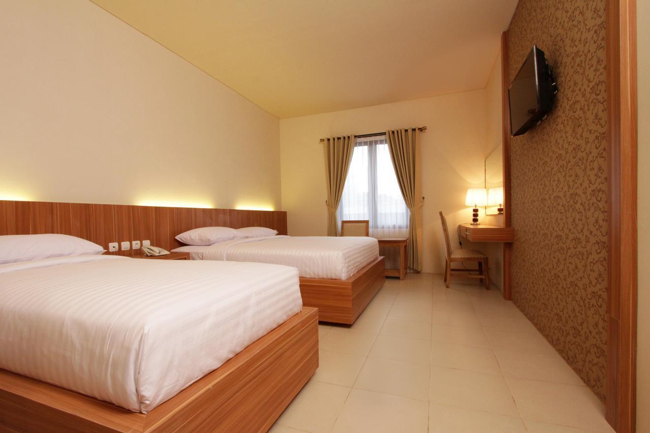 קליוראנג Akasa Hotel מראה חיצוני תמונה