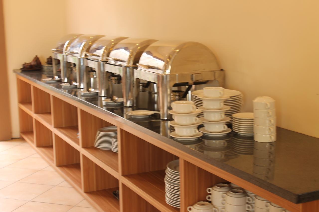 קליוראנג Akasa Hotel מראה חיצוני תמונה