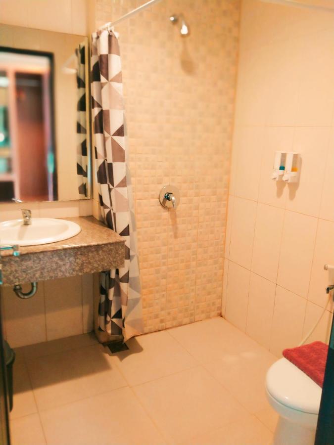 קליוראנג Akasa Hotel מראה חיצוני תמונה